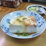 伊勢屋酒店 - 冷奴