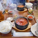 コッテジ - 豆腐チゲランチ（激辛・ご飯大盛）