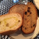 ガルガンチュア - 自家製パン