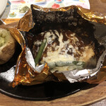 ココス - 包み焼きゴールド@国産舞茸とチーズインハンバーグの包み焼き