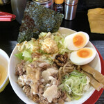 ラーメン イエロー - まぜそば並にんにくマシ