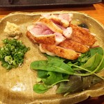 Yakitori Satori - 京赤地鶏鶏もも肉のたたき　1000円