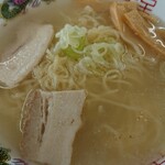 Miyoshino - 塩ラーメンのアップです