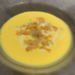 ラ・ファソン 古賀 - トウモロコシの冷製スープ トウモロコシのが甘い。チップスがいい食感。