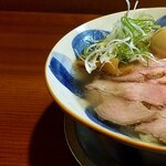 鶏 牛骨 鯛と貝類の旨味が 凝縮された清湯スープ By Debu Ingodebunables De Tapun さんくるげ 神俣 ラーメン 食べログ