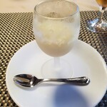 リストランテ　善 - お口直し(りんごのシャーベット)