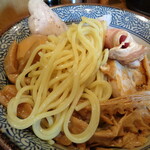 煮干し中華そば 一剣 - ストレート太麺