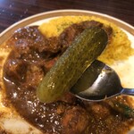 カレーの店 マボロシ - ピクルスはオススメです