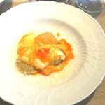 La Brianza - 久しぶりの茸バージョンのトリュフすりすり前、スフォルマティーノまったりして甘くおいしいしポルチーニ茸のラビオリ具たっぷり、まるっと入っていたのもポルチーニ茸かしら。味濃い卵にトリュフ☆ やっぱり素敵