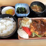 Guriru Asuka - チキンカツ定食