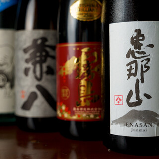 焼酎好きの方必見の品揃え。お得な平日限定飲み放題もぜひ