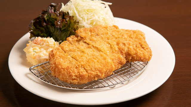 座席 : とんかつ一番2deux （トンカツイチバンドゥ） - 阿波座