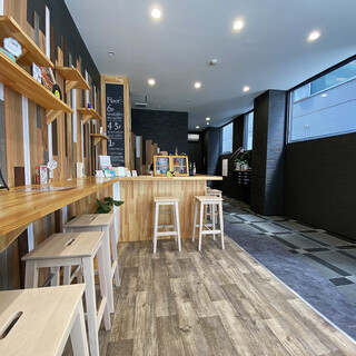 カフェ ラウンジ エヌビーエス_2