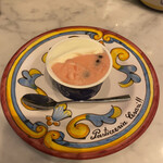 ピッツェリア ブラチェリア チェザリ - 牛乳とスイカのジェラート