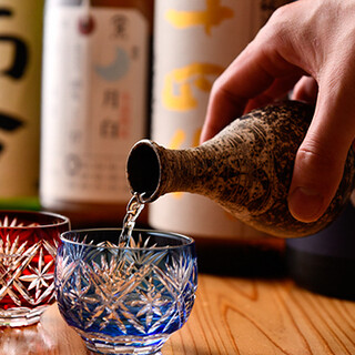 オリジナルの「生わさび割り」で、さっぱりと脂を流しこむ。