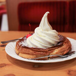 コメダ珈琲店 - 料理写真:まっしろノワール☆