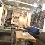 PUBLIC KITCHEN cafe - 2Fのソファー席