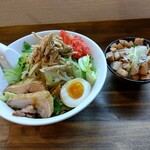 麺屋 承太郎 - 【2020.8.27(木)】承太郎冷やし中華(大盛・300g)850円＋ミニ豚丼210円