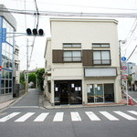 外観（開店前）