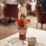 資生堂パーラー - 山形県 岡田果樹園産 “佐藤錦”のスペシャルパフェ