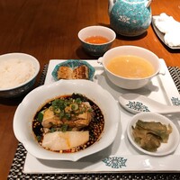 華都飯店 OsakaMetro本町ビル店 - 