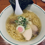 Nihachi - 塩ラーメン　750円
