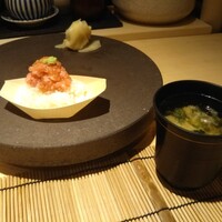 鮨 せいざん - マグロ中落ち小丼とお椀