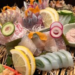 かもめ食堂 - 刺し身の盛合せ