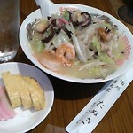 居魚家 たぬき - 「ちゃんぽん(750円)＋お通し(200円)」[令和２年８月26日(水)]