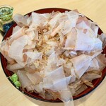 飯田商店 - 指宿産一本釣り本枯節のごはん 550円