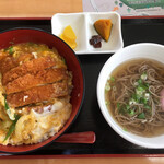 道の駅 ハチ北 - カツ丼+ミニ蕎麦