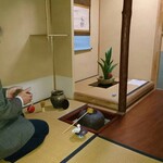 アートカフェ栄 - どなたでも参加できるお茶会も開いています