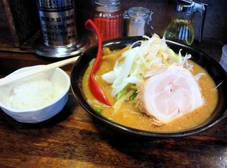 麺処 花田 上野店 - 平日ランチはライスの無料サービス♪