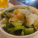 Gyuuzaburou - セットの野菜のドレッシングもレタスも美味しいのです。