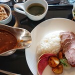 ホテルポールスター札幌 - カレーランチ