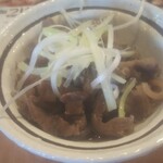 久兵衛屋 - 牛スジ煮こみ