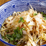 国産鶏と国産葱の旨塩ラーメン