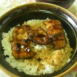 勝美館 - 天然うな丼(800円)