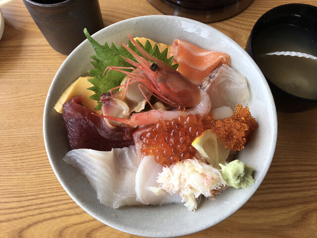 磯のれん 海銭亭（かいせんてい） - 銭函（寿司）の写真