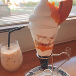 グルテンフリーカフェ タマクーヘン - 温州みかんパフェ、チャイ