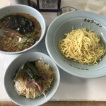 Ramen Shoppu - つけ麺とネギ丼
