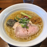 吟麺 今日華 - 魚だしラーメン塩の冷やし！