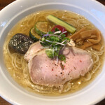吟麺 今日華 - 夏の塩分補給に最適！魚だしラーメン塩冷やし