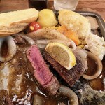 ステーキハウスB&M 目黒店 - 食べ途中