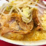 ラーメン二郎 - 豚