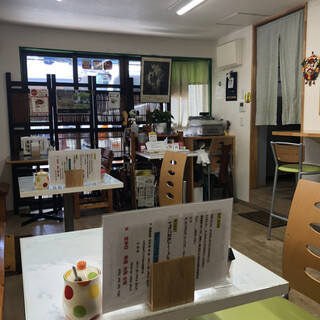 カレーハウス・ギー_2