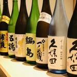 h Yakitori Dainingu Torikazoku - 厳選した人気の日本酒を取り揃えております！