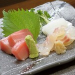 桶家乃隠居 - お造り盛り合わせ