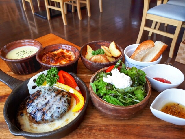 閉店】Cheese Cheers Cafe 守谷店 （チーズチーズカフェ） - 守谷/バル