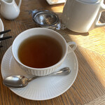 パティスリー・パリセヴェイユ - アールグレイ。
      量がたっぷりで甘いケーキを食べるのに、ちょうど良かった。